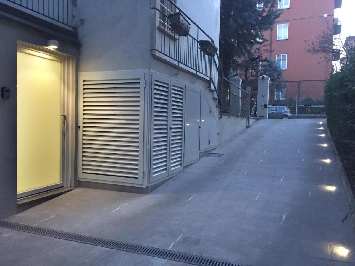 A Casa Di Esther Bologna Exteriör bild